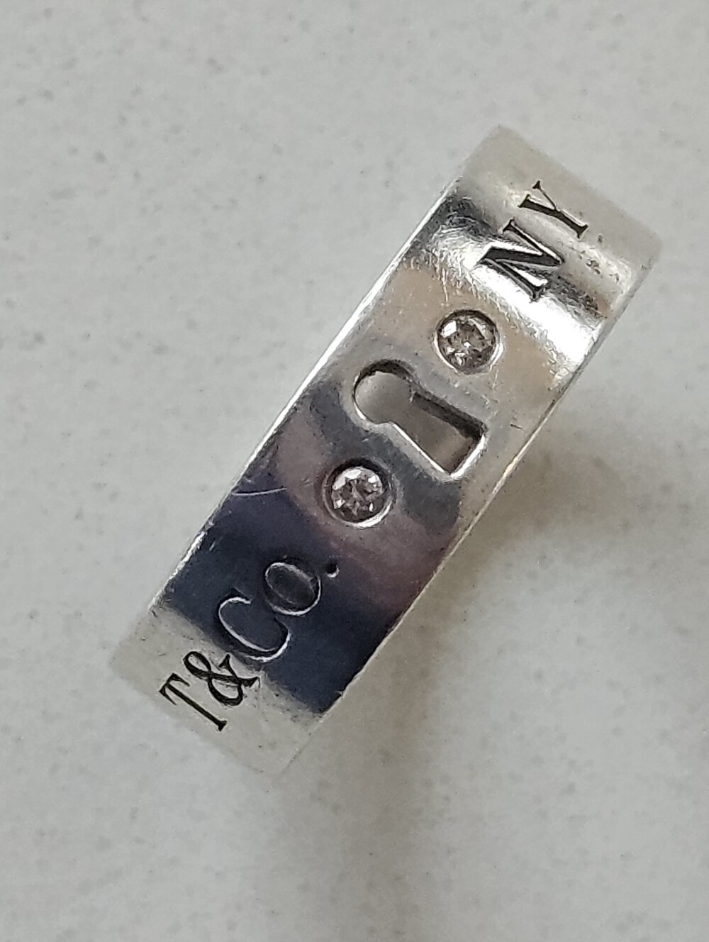 Tiffany & Co Keyhole Diamond Sterling Silver Band Ring Size 6